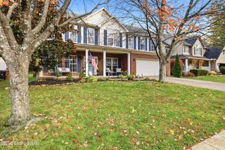 5253 Craigs Creek Dr, Louisville, KY 40241