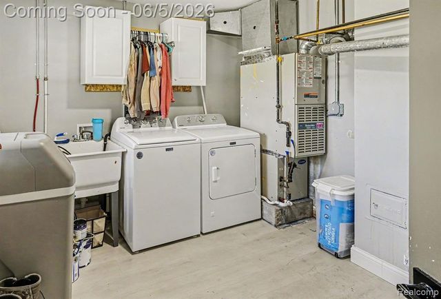 7371 Linden Road, Swartz Creek, MI 48473