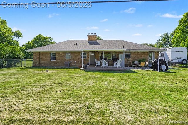 7371 Linden Road, Swartz Creek, MI 48473