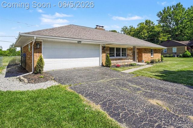 7371 Linden Road, Swartz Creek, MI 48473