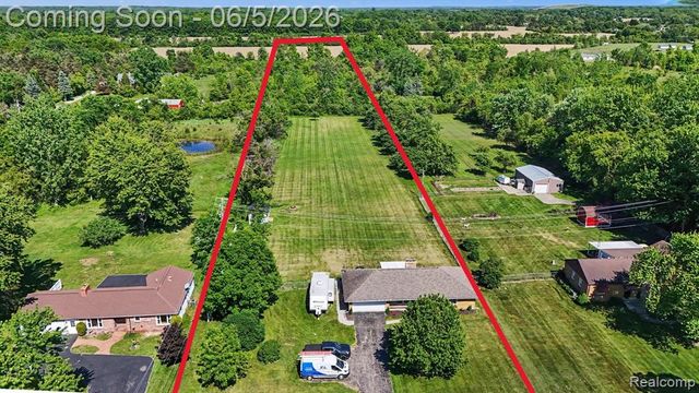 7371 Linden Road, Swartz Creek, MI 48473
