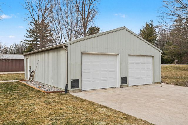 777 Quillett Drive, Beaverton, MI 48612
