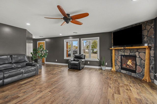 777 Quillett Drive, Beaverton, MI 48612