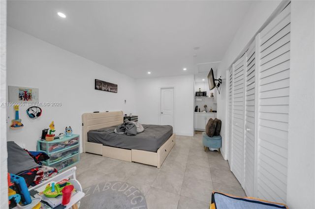 2617 53rd ST W, Lehigh Acres, FL 33971