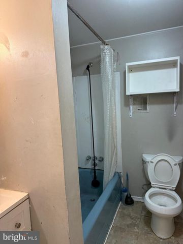 310 WYNNEWOOD AVE, Croydon, PA 19021