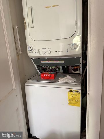 310 WYNNEWOOD AVE, Croydon, PA 19021