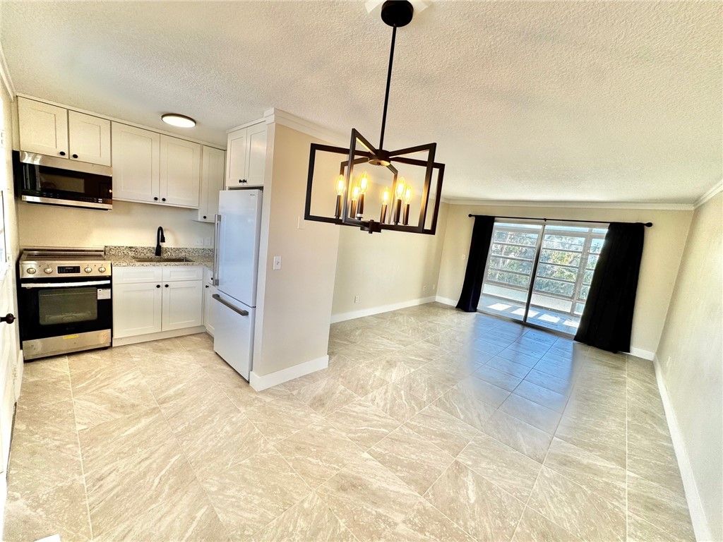 808 22nd Street 12, Vero Beach, FL 32960