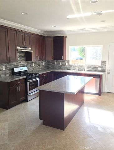 10915 Tamarack, Pacoima, CA 91331