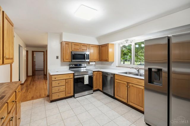 9032 Oak Drive, Loveland, OH 45140
