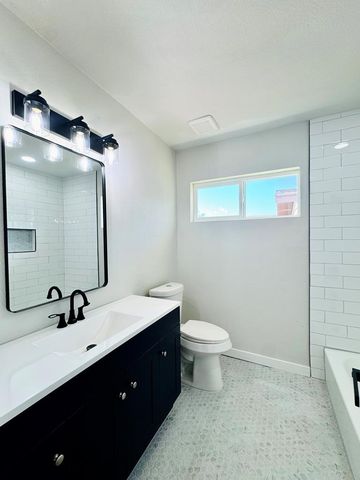 811 NW 12th St, Andrews, TX 79714