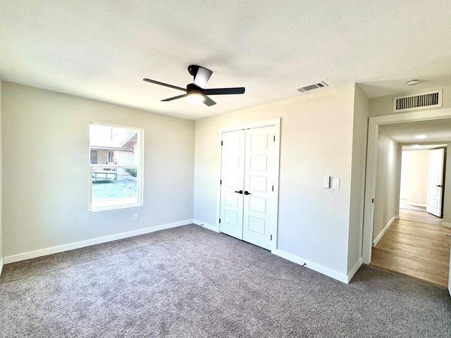 811 NW 12th St, Andrews, TX 79714