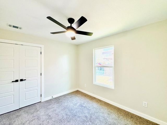 811 NW 12th St, Andrews, TX 79714