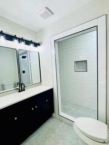 811 NW 12th St, Andrews, TX 79714