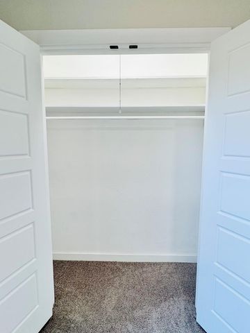 811 NW 12th St, Andrews, TX 79714