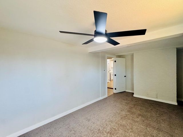 811 NW 12th St, Andrews, TX 79714