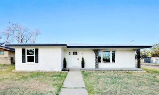 811 NW 12th St, Andrews, TX 79714