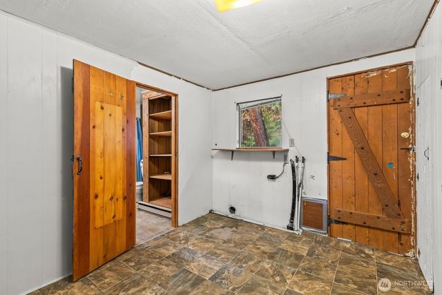 13470 Salmon La Sac Road, Ronald, WA 98940