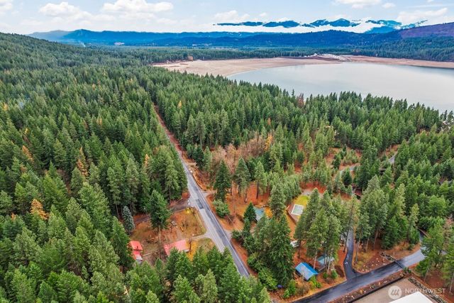 13470 Salmon La Sac Road, Ronald, WA 98940