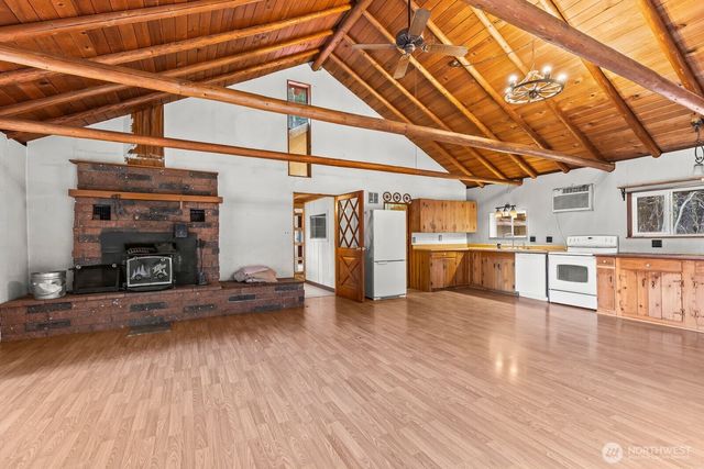 13470 Salmon La Sac Road, Ronald, WA 98940