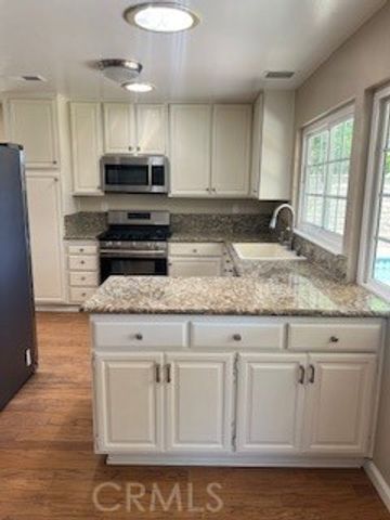 22932 Beech Creek, Valencia, CA 91354