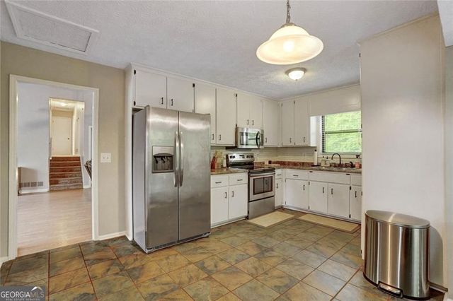 4831 Highpoint Drive NE, Marietta, GA 30066