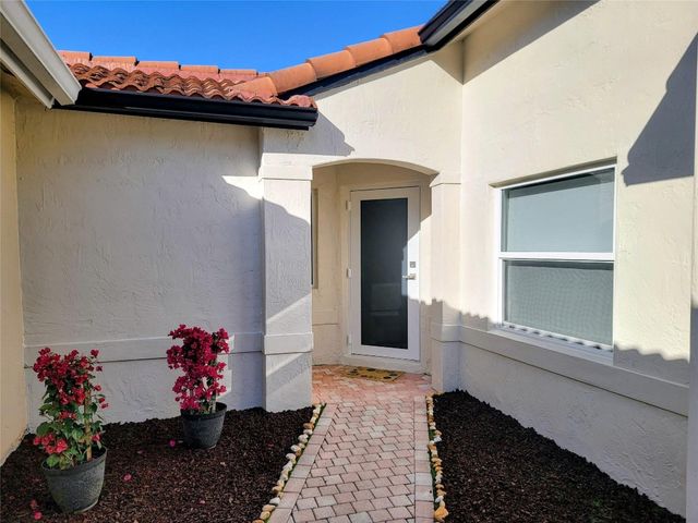 1116 SW 180 Terrace, Pembroke Pines, FL 33029