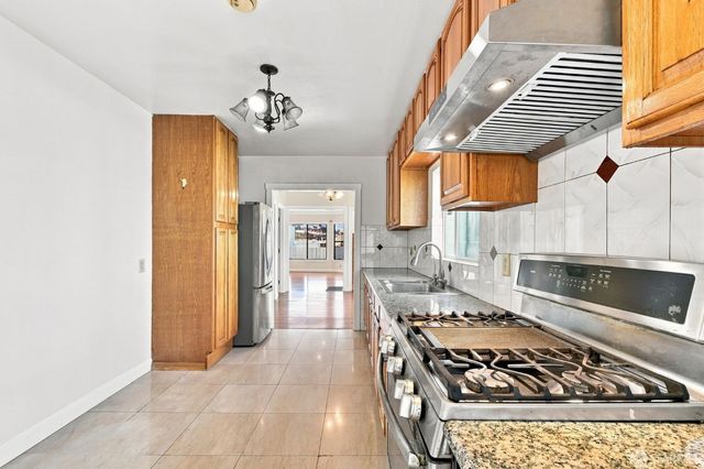 57 Cassandra Court, San Francisco, CA 94112