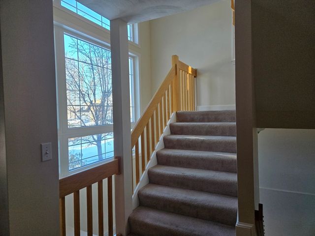 7 Tree Top Way, Methuen, MA 01844