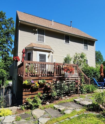 7 Tree Top Way, Methuen, MA 01844