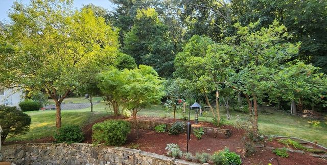 7 Tree Top Way, Methuen, MA 01844