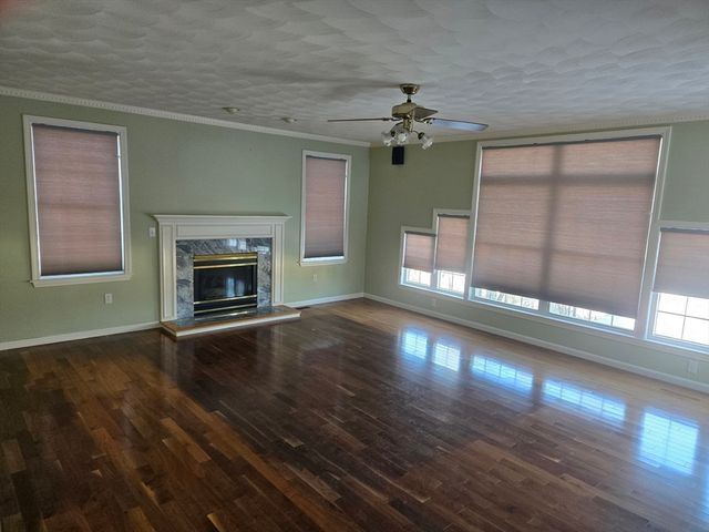 7 Tree Top Way, Methuen, MA 01844