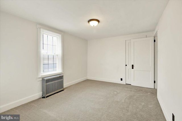 26 S CHURCH ST, Robesonia, PA 19551