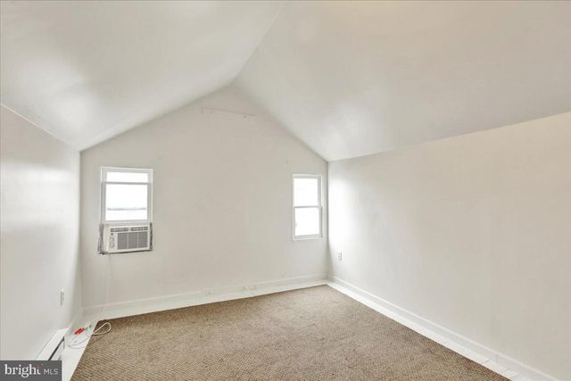 26 S CHURCH ST, Robesonia, PA 19551