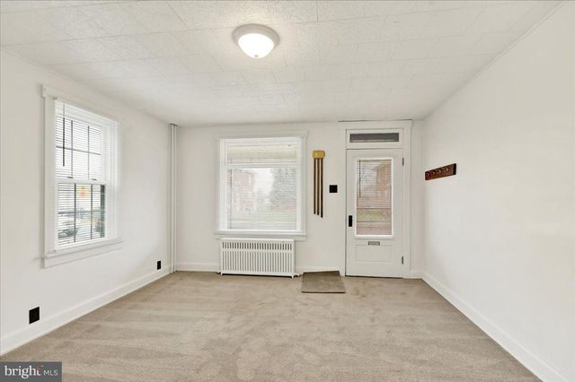 26 S CHURCH ST, Robesonia, PA 19551