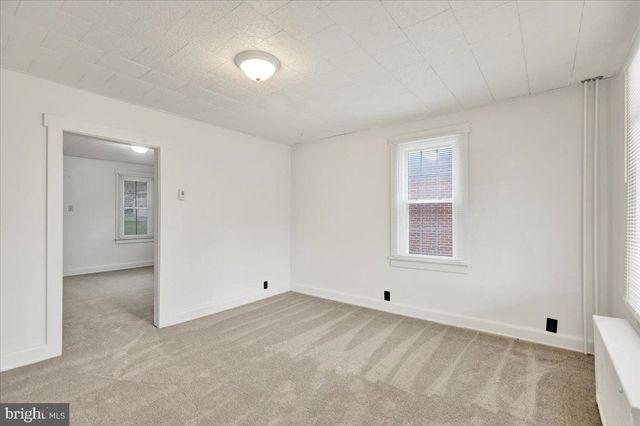 26 S CHURCH ST, Robesonia, PA 19551