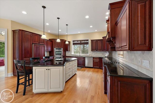 170 Fern Drive, Addison Twp, MI 48367