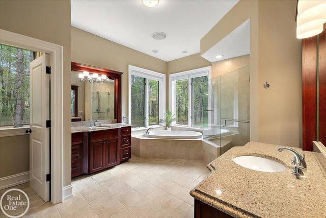 170 Fern Drive, Addison Twp, MI 48367