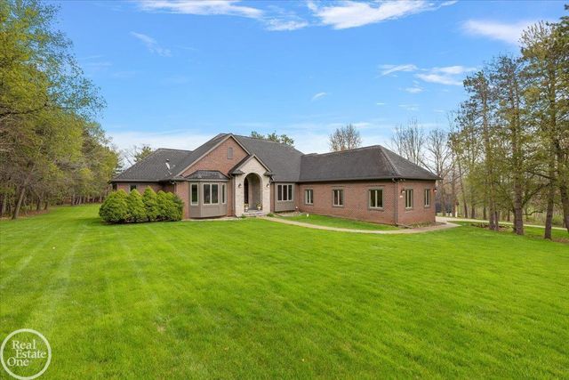 170 Fern Drive, Addison Twp, MI 48367