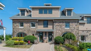 152 Water St 13, Danvers, MA 01923