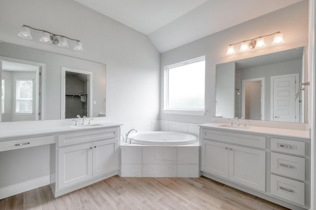359 Raptor Beak WAY, Cedar Creek, TX 78612