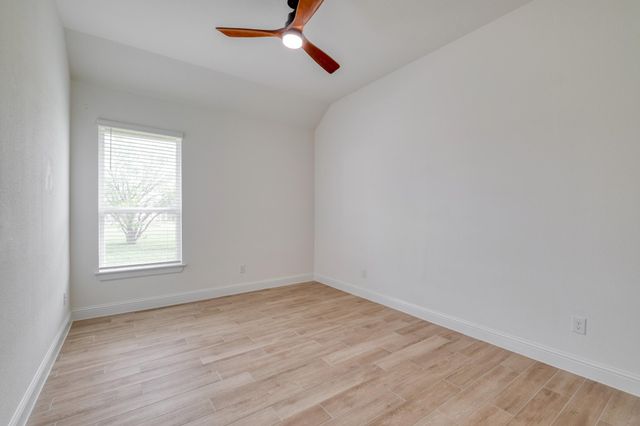 359 Raptor Beak WAY, Cedar Creek, TX 78612