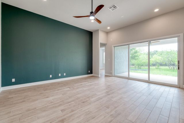 359 Raptor Beak WAY, Cedar Creek, TX 78612