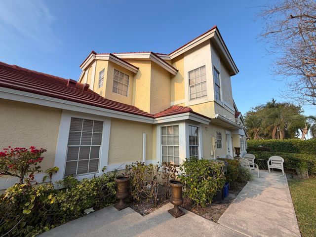 6132 Bear Creek Court, Lake Worth, FL 33467