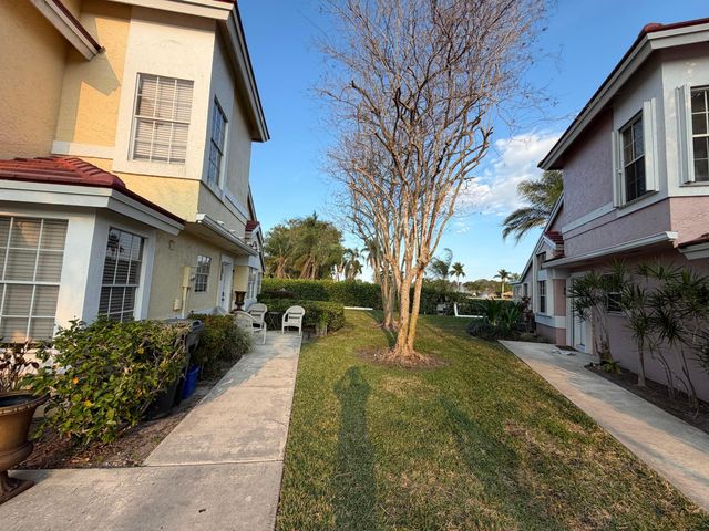 6132 Bear Creek Court, Lake Worth, FL 33467