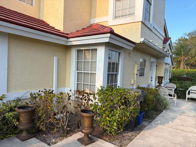 6132 Bear Creek Court, Lake Worth, FL 33467