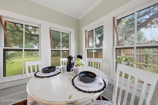 914 S Main Street, Breaux Bridge, LA 70517