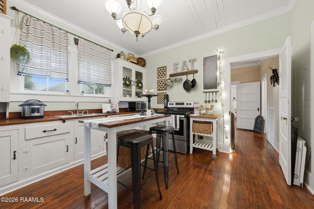 914 S Main Street, Breaux Bridge, LA 70517