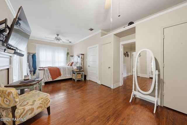 914 S Main Street, Breaux Bridge, LA 70517