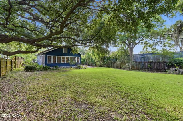 914 S Main Street, Breaux Bridge, LA 70517
