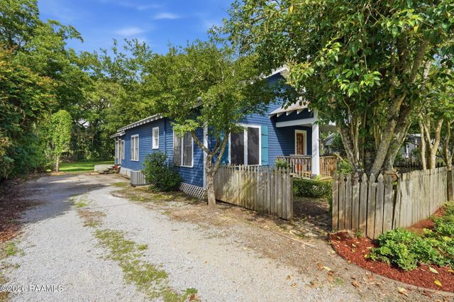 914 S Main Street, Breaux Bridge, LA 70517